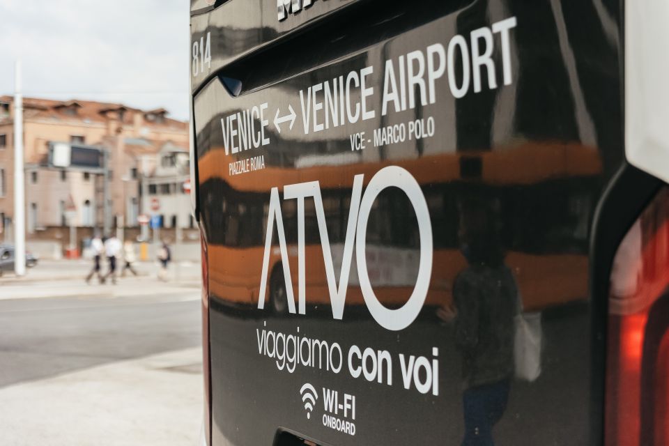 145 (2) transporte del aeropuerto marco polo al centro de venecia